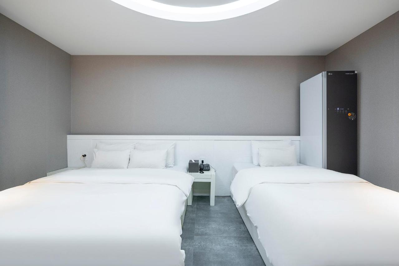 Knox Hotel Cheonan Exterior foto