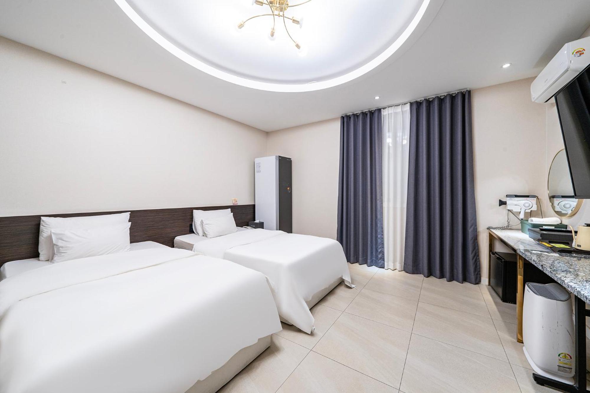 Knox Hotel Cheonan Exterior foto